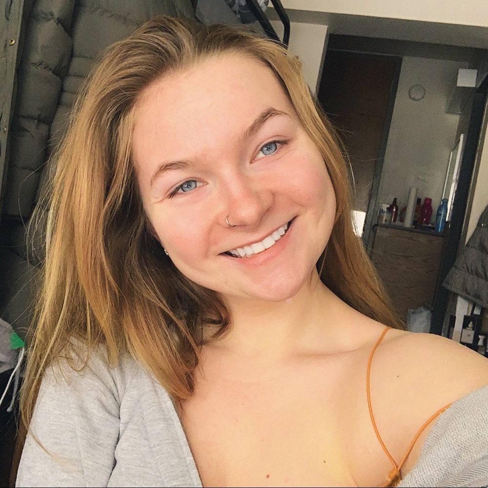 Meet your Posher, Maddie